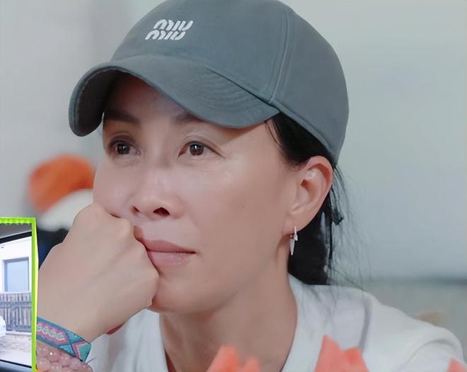 点”的李沁惊艳整个人面相变了惊鸿一瞥CQ9电子有限公司一档综艺被“一脸斑(图9)
