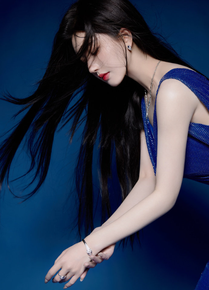 鉴定（中国）网站IOS安卓手机APP安装CQ9电子游戏网站父子同上一个女人能亲子